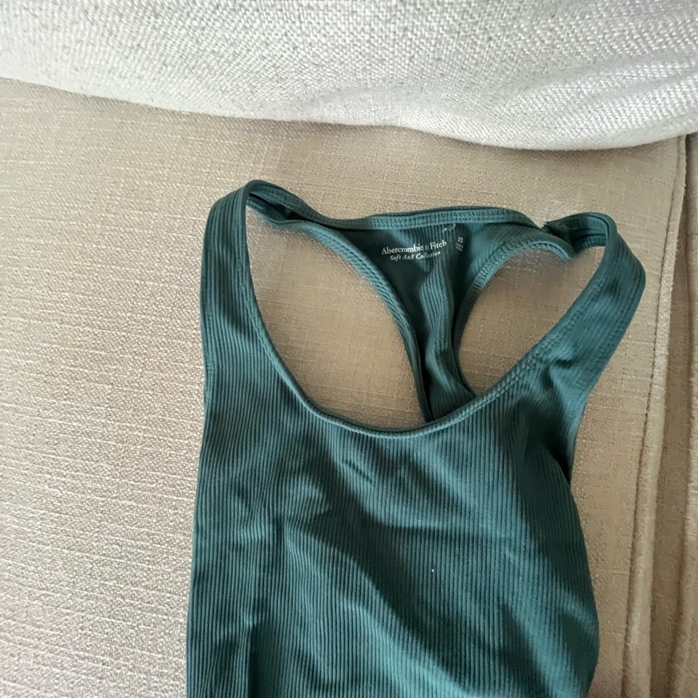 Abercrombie Ribbed Dark Green Racerback Workout Tank - Picture 4 of 4